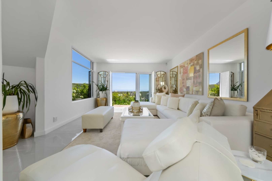 3 Bedroom Property for Sale in Camps Bay Western Cape